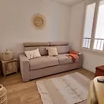 Les Residences De *